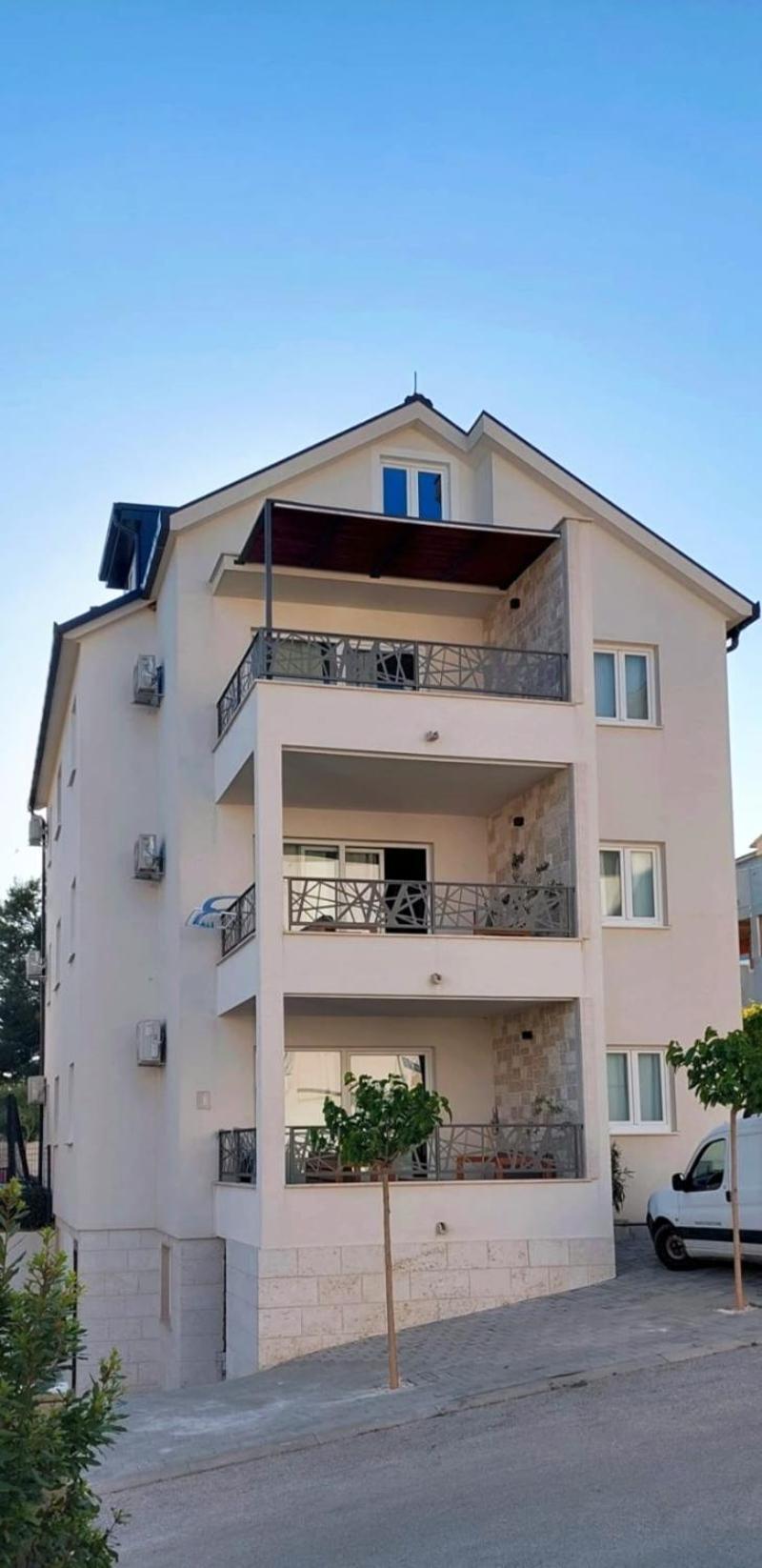 L&L Apartmani 1 Bol Esterno foto