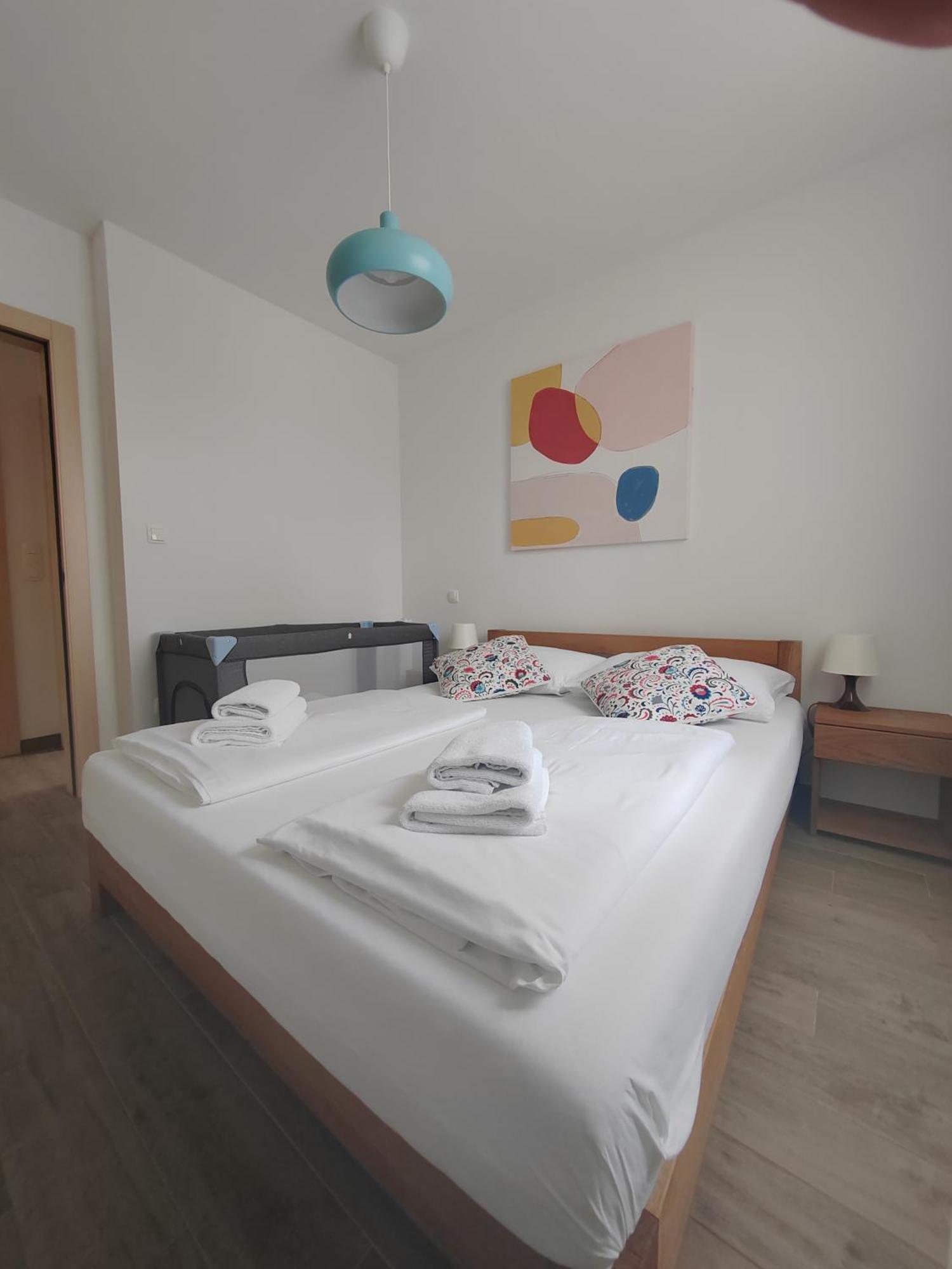 L&L Apartmani 1 Bol Esterno foto