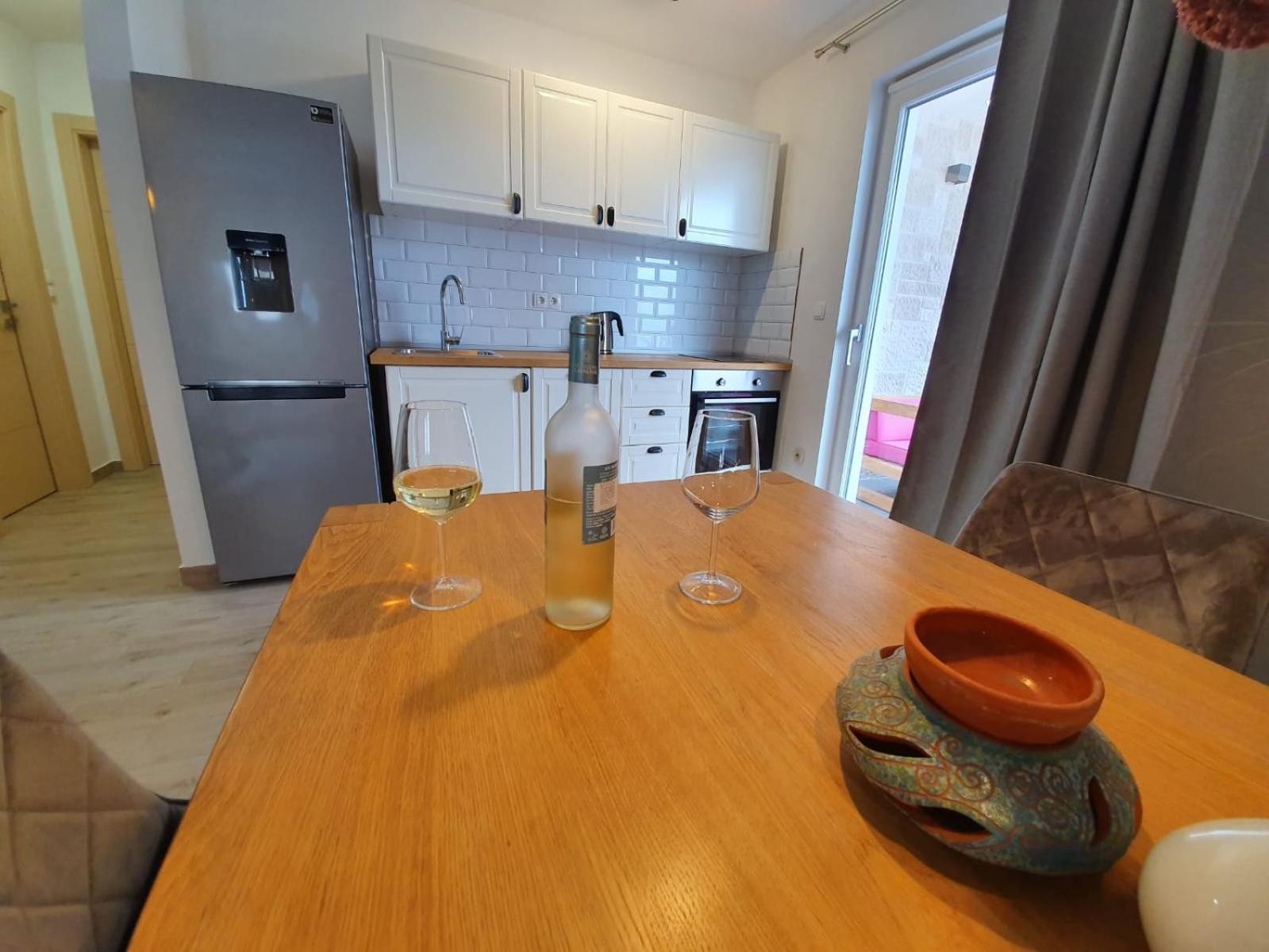 L&L Apartmani 1 Bol Esterno foto
